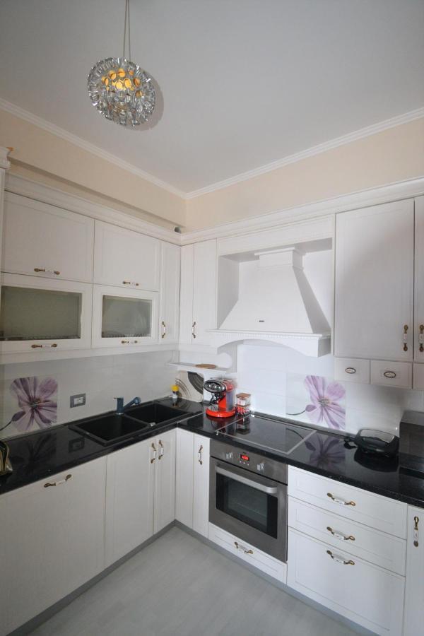 Luxury Penthouse B&E Apartment Sarande Ngoại thất bức ảnh