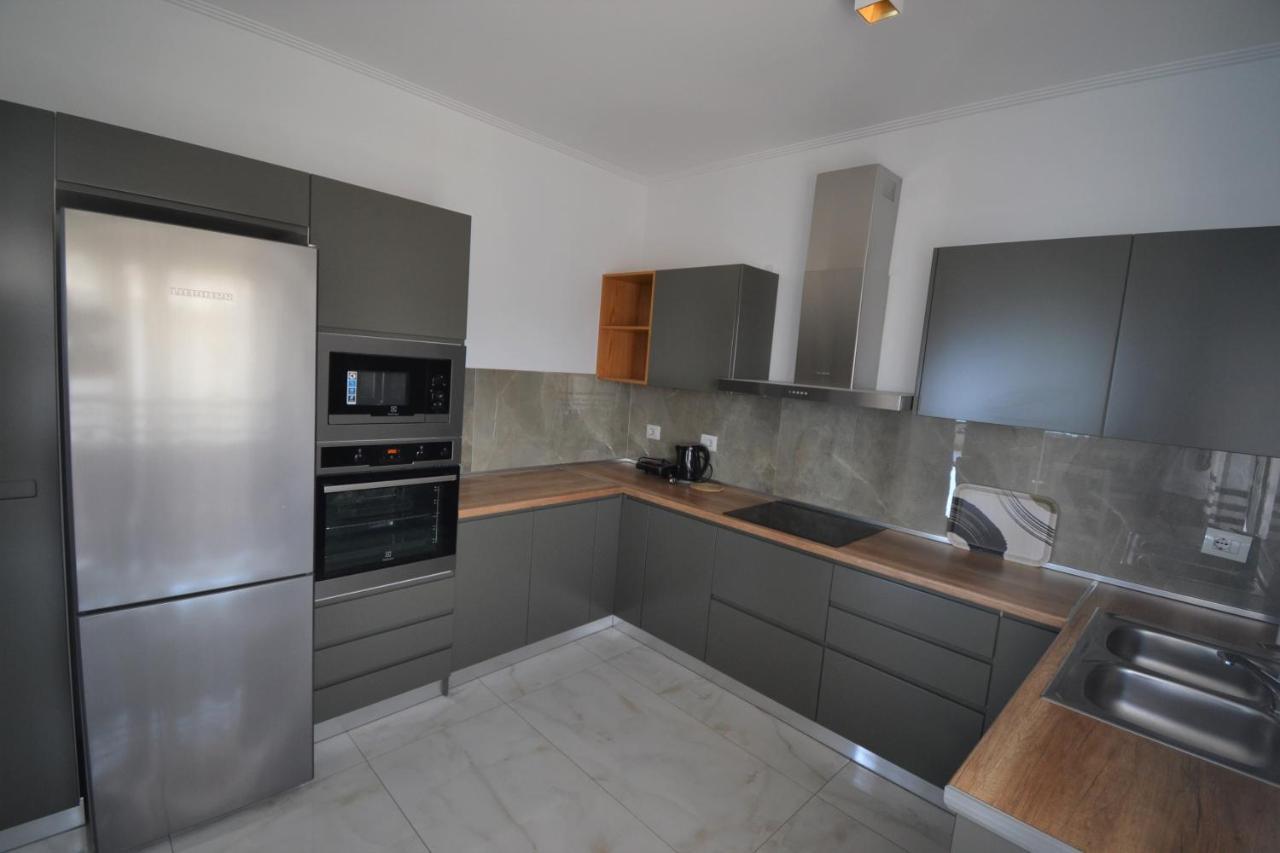 Luxury Penthouse B&E Apartment Sarande Ngoại thất bức ảnh
