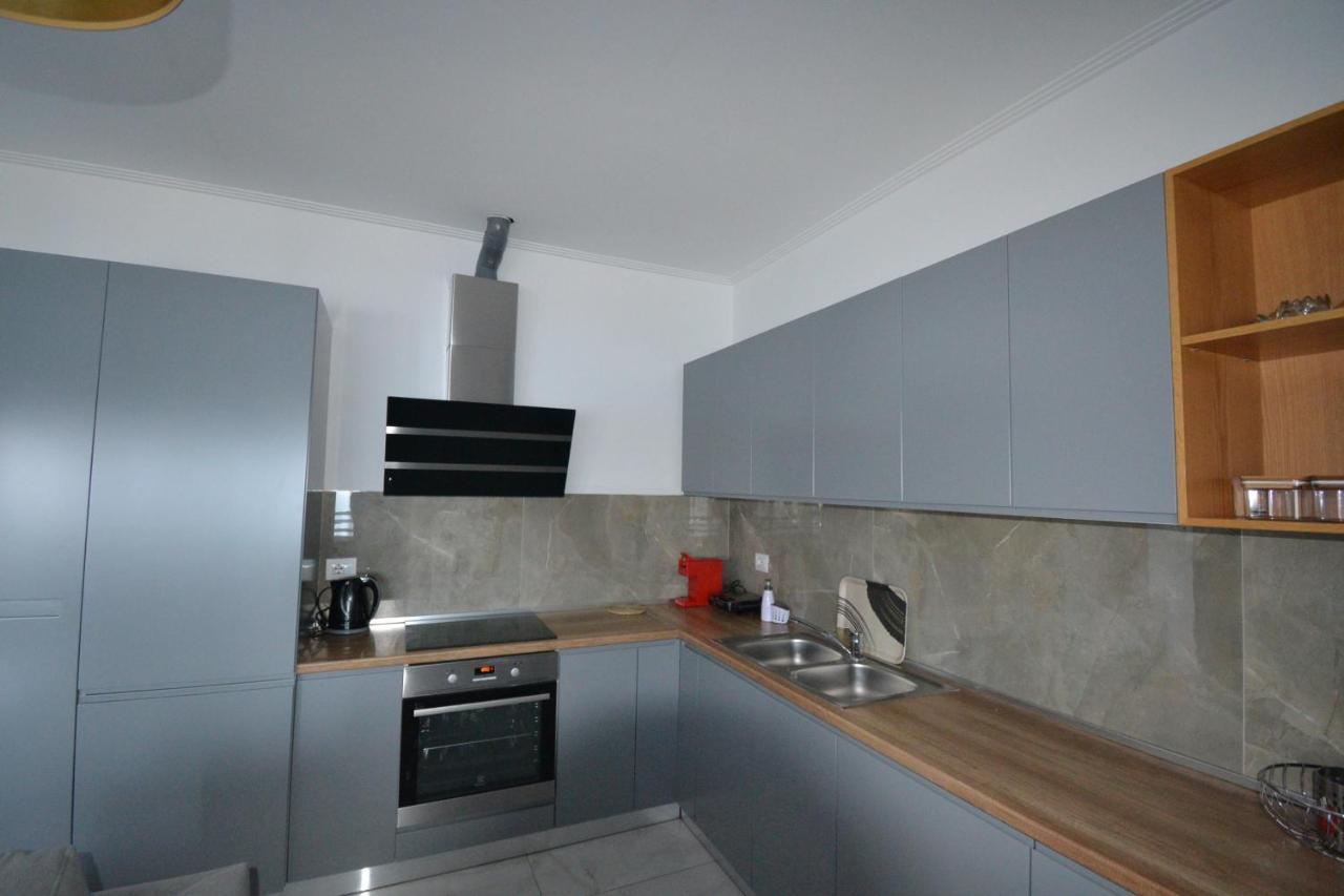 Luxury Penthouse B&E Apartment Sarande Ngoại thất bức ảnh