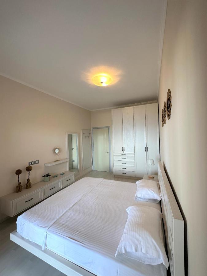 Luxury Penthouse B&E Apartment Sarande Ngoại thất bức ảnh