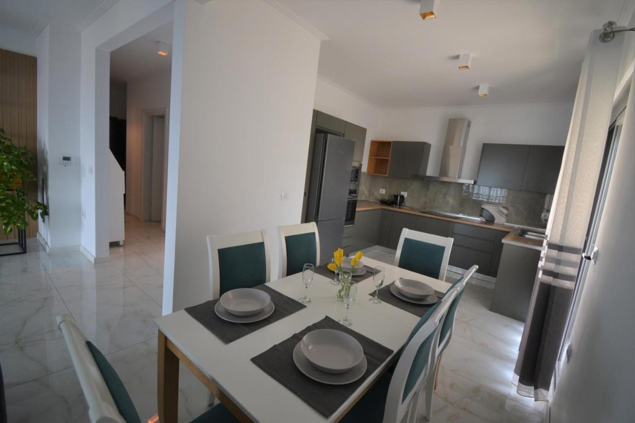 Luxury Penthouse B&E Apartment Sarande Ngoại thất bức ảnh