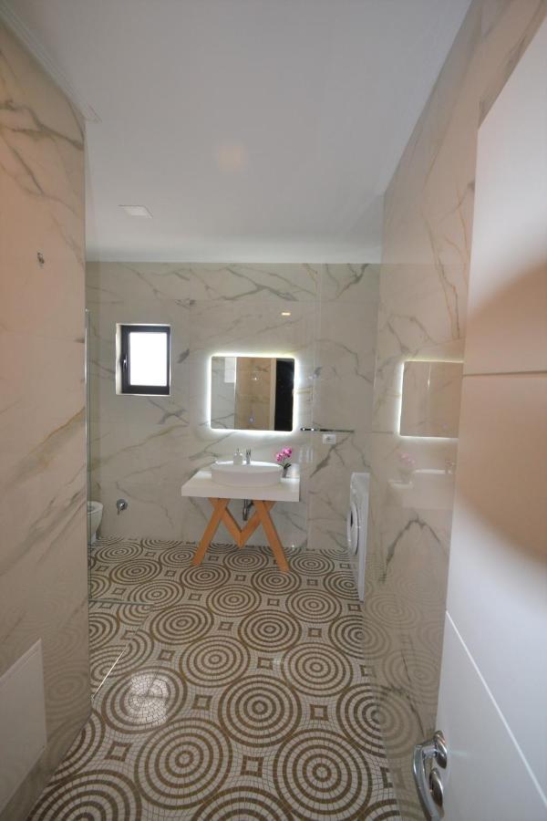 Luxury Penthouse B&E Apartment Sarande Ngoại thất bức ảnh