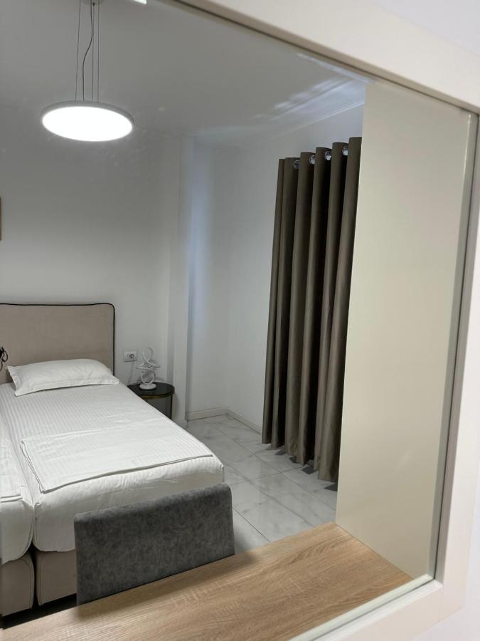 Luxury Penthouse B&E Apartment Sarande Ngoại thất bức ảnh