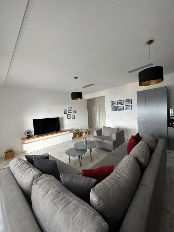 Luxury Penthouse B&E Apartment Sarande Ngoại thất bức ảnh